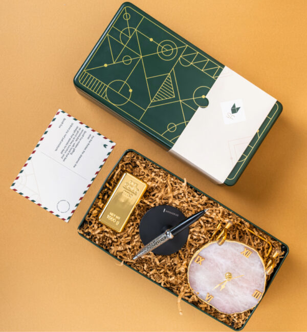 How to choose the right corporate Diwali hamper for CXOs, employees, and clients